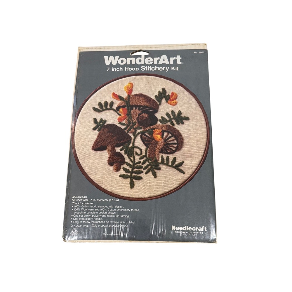 Vintage WonderArt 7‎ inch Hoop Stitchery Kit Mushrooms 5902 Needlecraft New